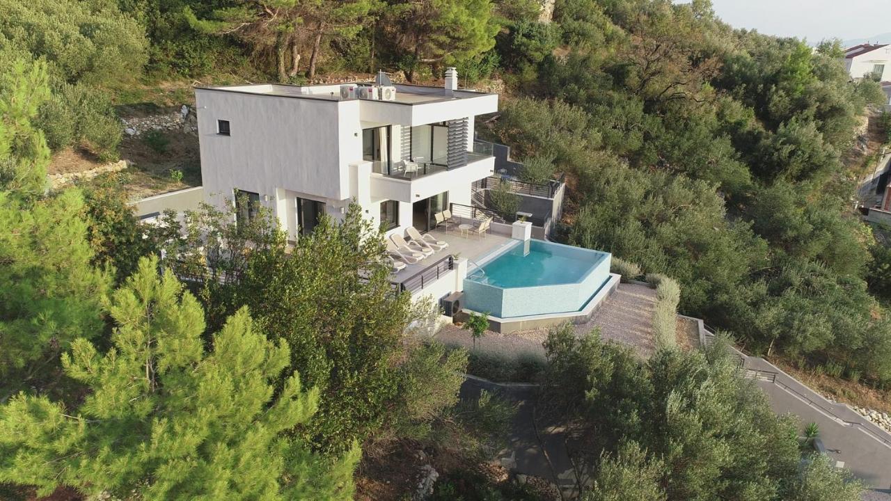 Villa Leona A Luxury Villa Near Makarska, Heated Pool Zivogosce Room photo